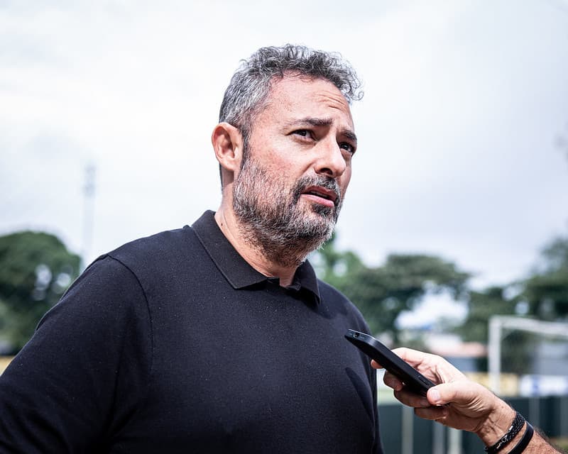 Alexandre Martos será apresentado oficialmente nesta quarta-feira (25), na Vila Belmiro. (Foto: Raul Baretta/ Santos FC)