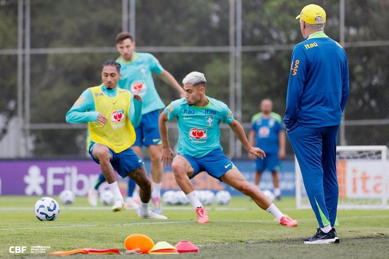 Carlo Ancelotti fez a estreia no comando da Seleção Brasileira no empate sem gols diante do Equador. (Foto: Rafael Ribeiro)