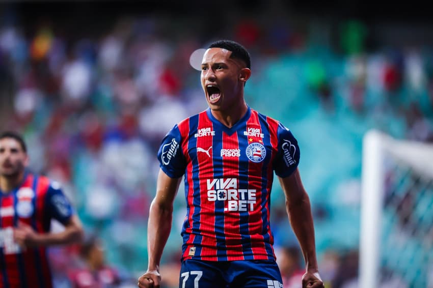 Tiago comemora gol contra o Náutico (Foto: Letícia Martins / EC Bahia)