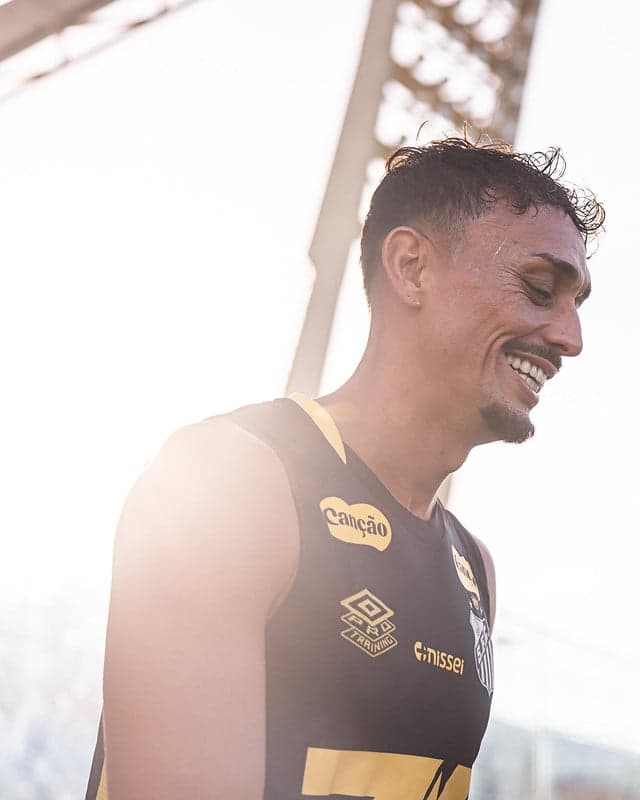 Diego Pituca tem 228 jogos com a camisa do Santos (Foto: Raul Baretta/ Santos FC)
