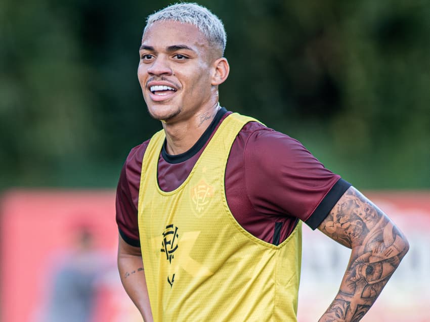 Maykon Jesus é a única opção para a lateral esquerda do Vitória na Copa do Nordeste (Foto: Victor Ferreira / EC Vitória)