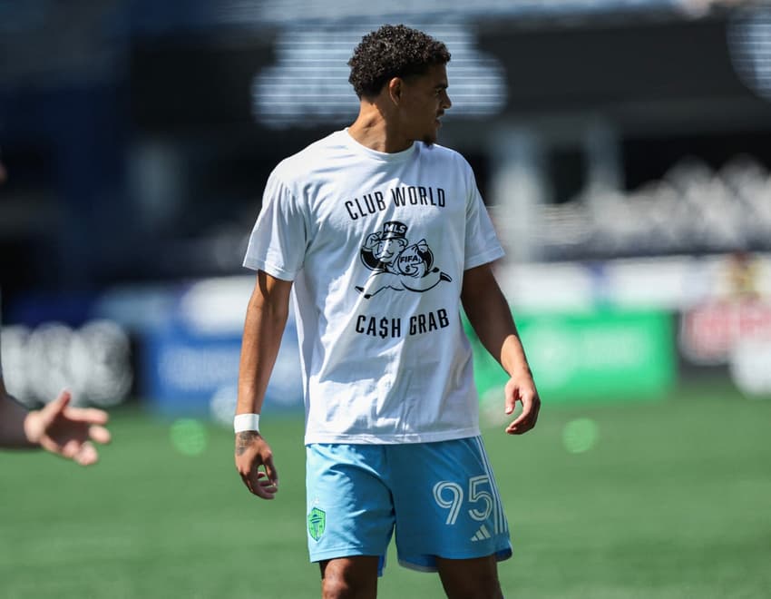 Osaze De Rosario - Seattle Sounders