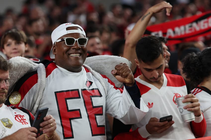 Torcedores do Flamengo na partida contra o Espérance