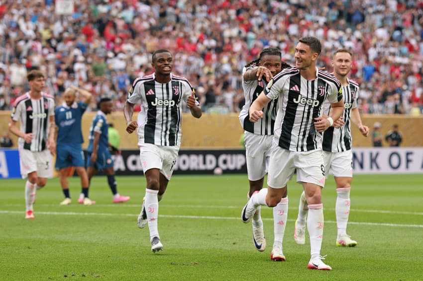 Vlahovic comemora quarto gol da Juventus contra o Wydad Casablanca
