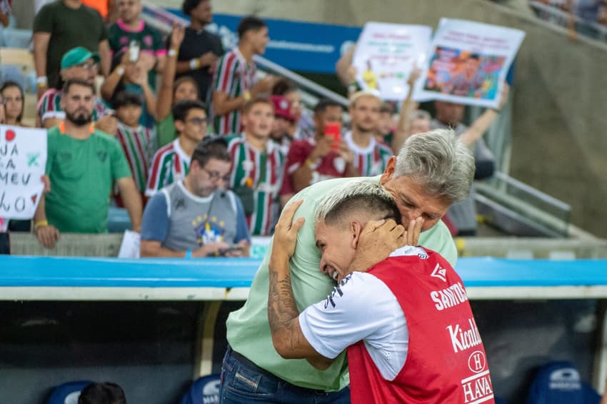 Soteldo e Renato Gaúcho trabalharam juntos no Grêmio. (Foto: Thiago Ribeiro/AGIF)