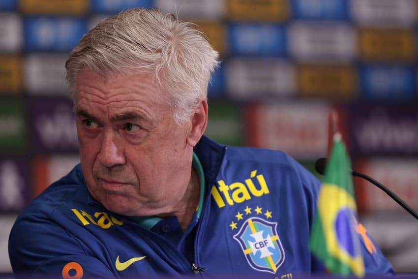 Ancelotti fala sobre Gerson (Foto: Ettore Chiereguini/AGIF)