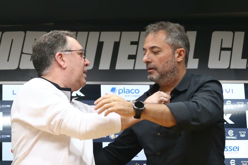 Alexandre Marttos assinou contrato com o Santos até o fim da gestão do presidente Marcelo Teixeira. (Foto: Mauricio De Souza/AGIF)