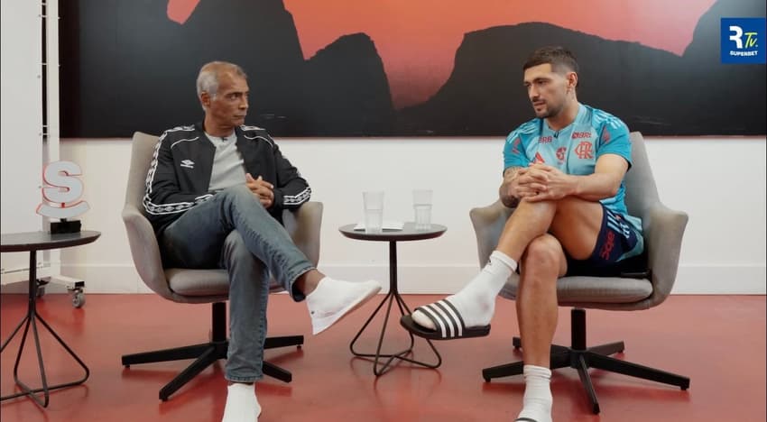 Arrascaeta Romário Flamengo
