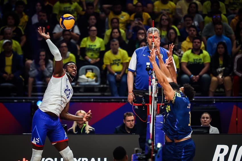 Brasil x Cuba, pela VNL masculina, no Maracanãzinho (foto: VNL)
