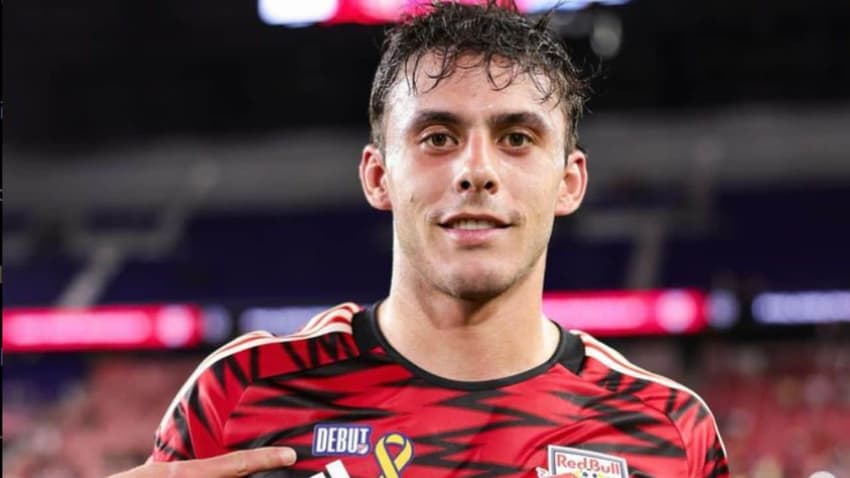 Carballo não permanecerá no New York Red Bulls. (Foto: Divulgação/New York Red Bulls)