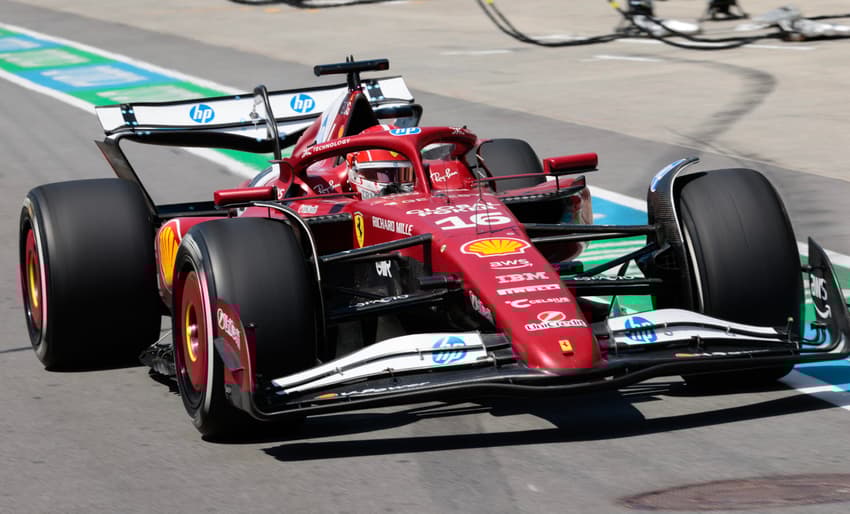 Charles Leclerc com sua Ferrari no GP do Canadá (foto: SHAWN THEW / POOL / AFP)