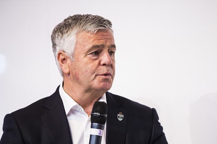 Derek Warwick, comissário suspenso do GP do Canadá (Foto: Divulgação)