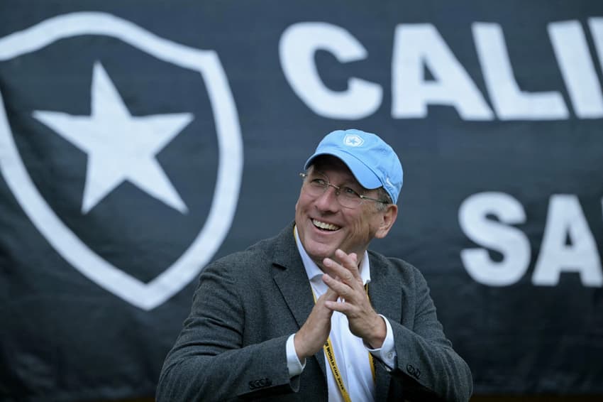Dono do Lyon, John Textor está nos Estados Unidos devido a presença do Botafogo no Mundial