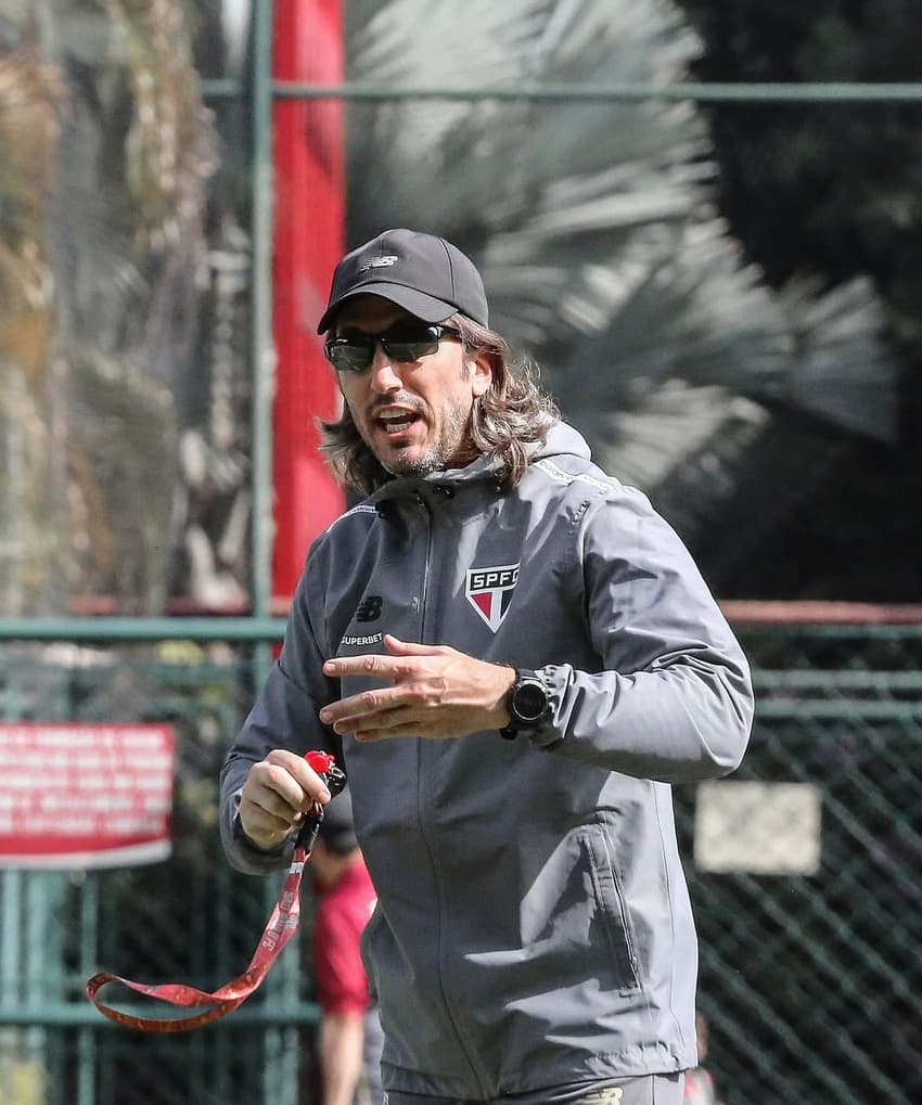 Zubeldía esteve no São Paulo entre 2024 e 2025 (Foto: Erico Leonan/SPFC)