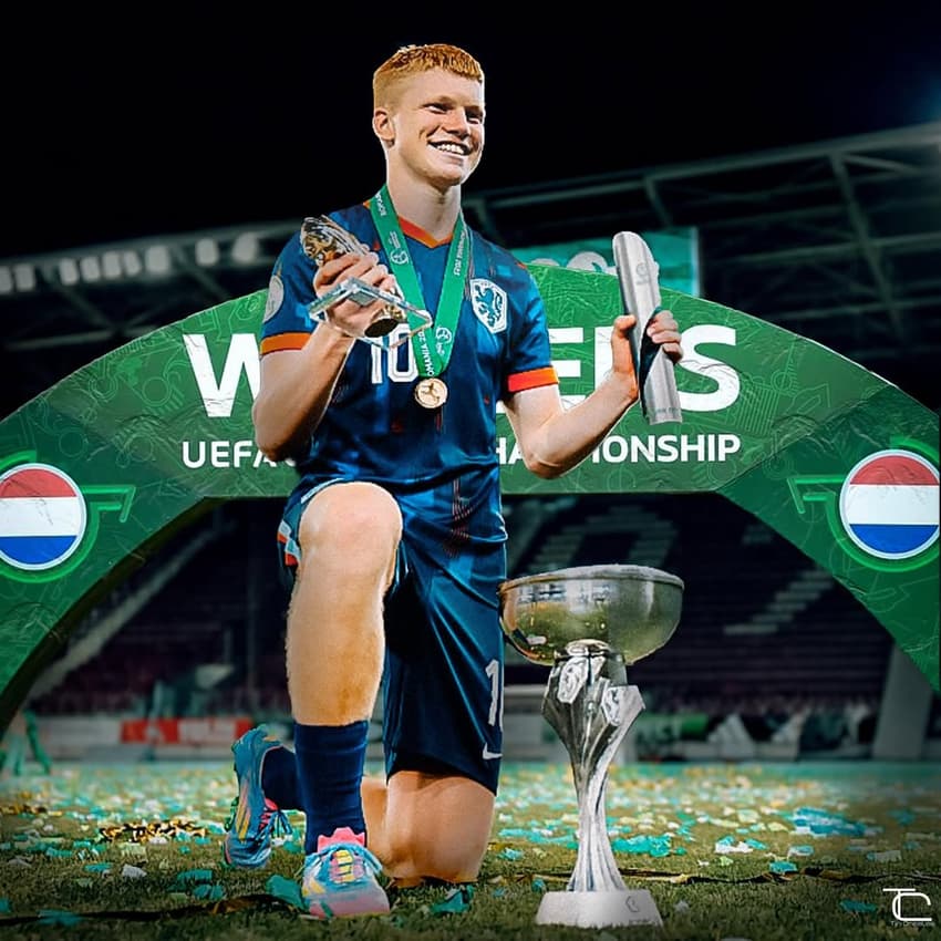 Kees Smit com o título de MVP do Campeonato Europeu de Seleções Sub-19 (Foto: Divulgação/Instagram)