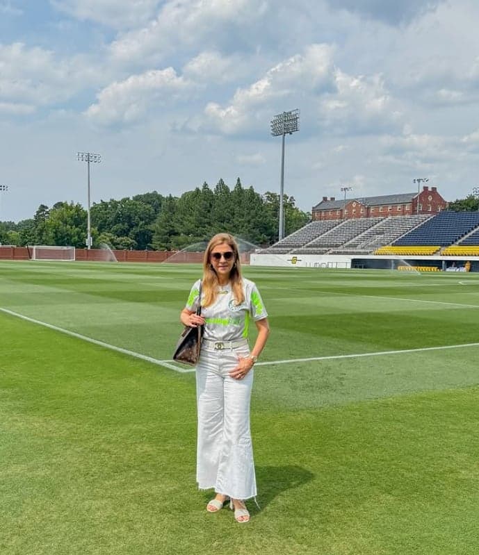 Presidente do Palmeiras, Leila Pereira, registra bastidores das instalações do clube nas redes sociais. Clube tem sede fixa na Carolina do Norte. (Foto: Divulgação/ Leila Pereira)