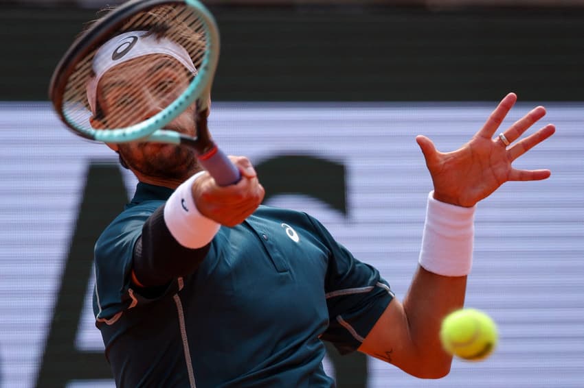 Lorenzo Musetti vence Frances Tiafoe nas quartas de final em Roland Garros (foto: Alain JOCARD / AFP)