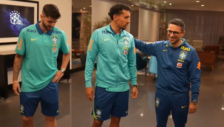 Marquinhos e Beraldo se apresentam à Seleção Brasileira em São Paulo. (Foto: Divulgação/ CBF)