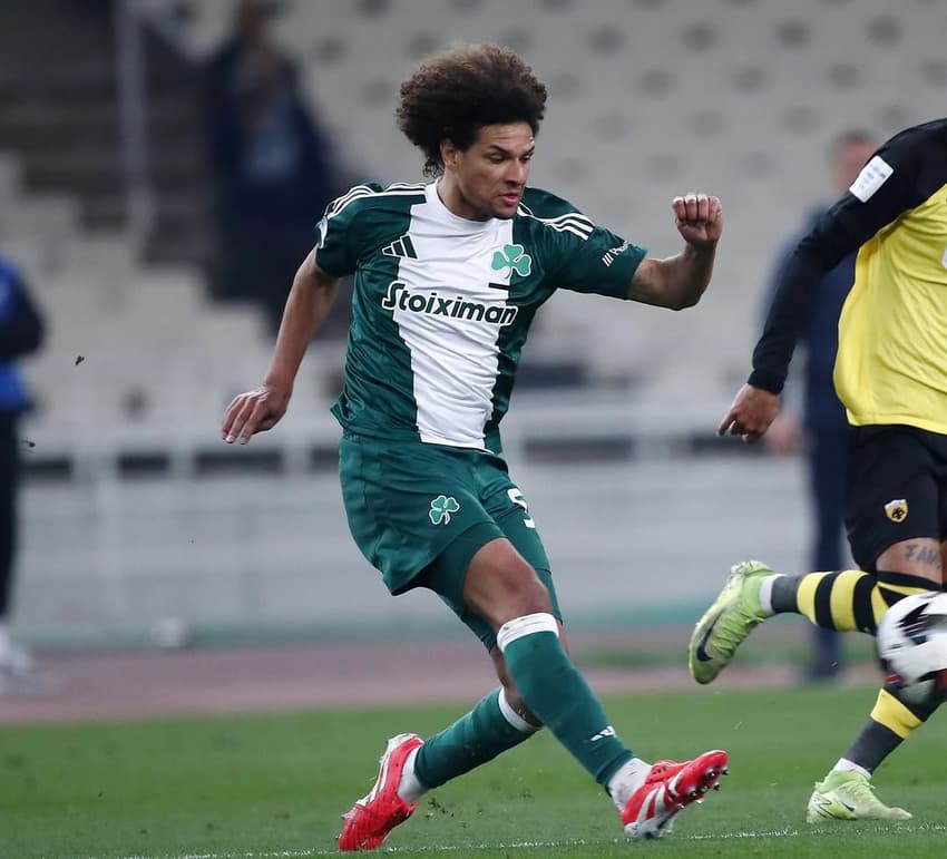 Willian Arão jogou três anos no futebol europeu antes de assinar com o Santos. (Foto: Dilvulgação Instagram)