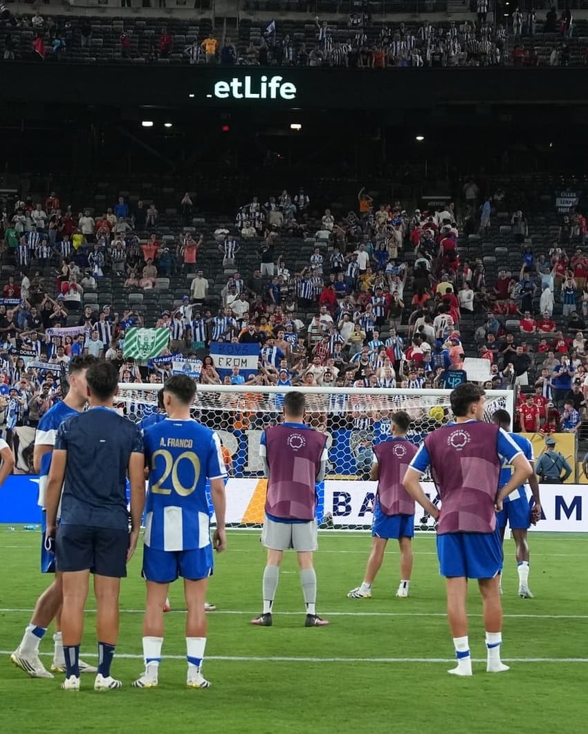Torcida do Porto apoia o time no Mundial de Clubes da Fifa. (Foto: Divulgação/ Porto)