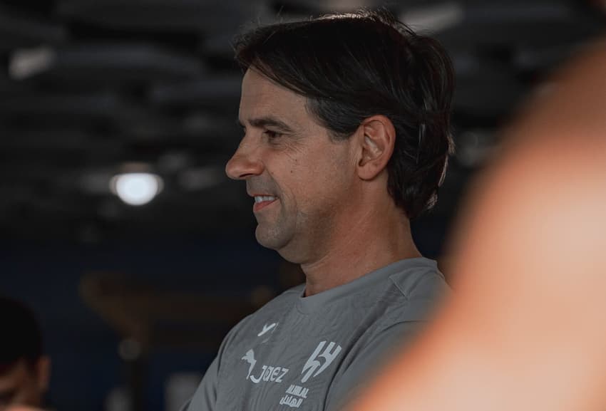 Simone Inzaghi em treino do Al-Hilal durante preparação para o Mundial de Clubes