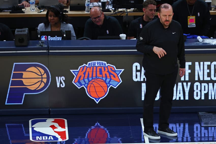 Tom Thibodeau deixa o comando do New York Knicks (foto David L. Nemec / NBAE / Getty Images / Getty Images via AFP)
