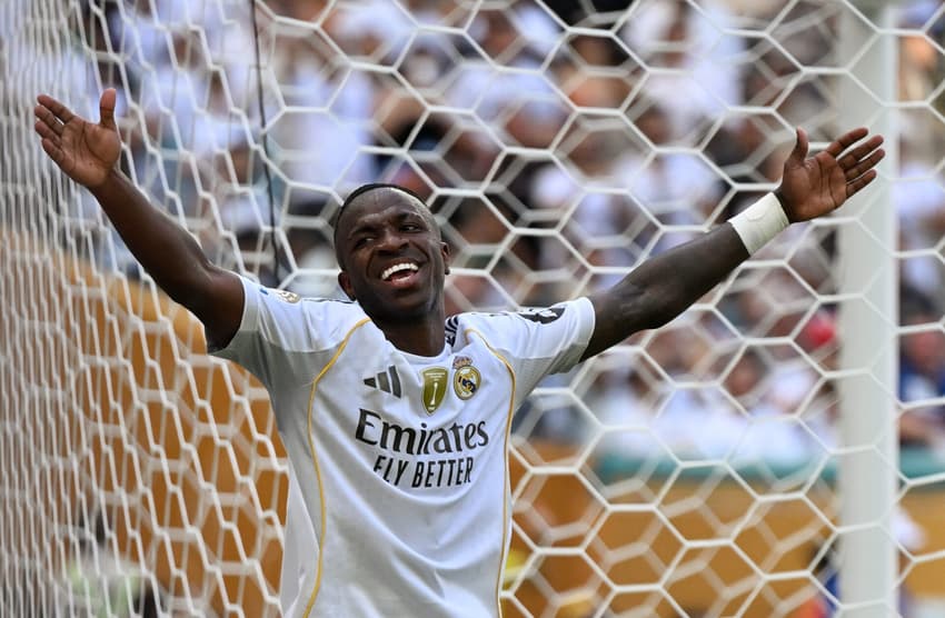 Vini Jr reage durante empate entre Real Madrid e Al-Hilal, pelo Mundial de Clubes
