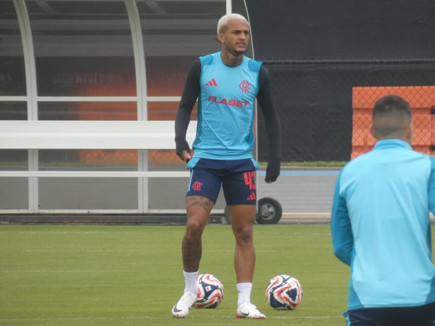 Wesley Flamengo mundial treino