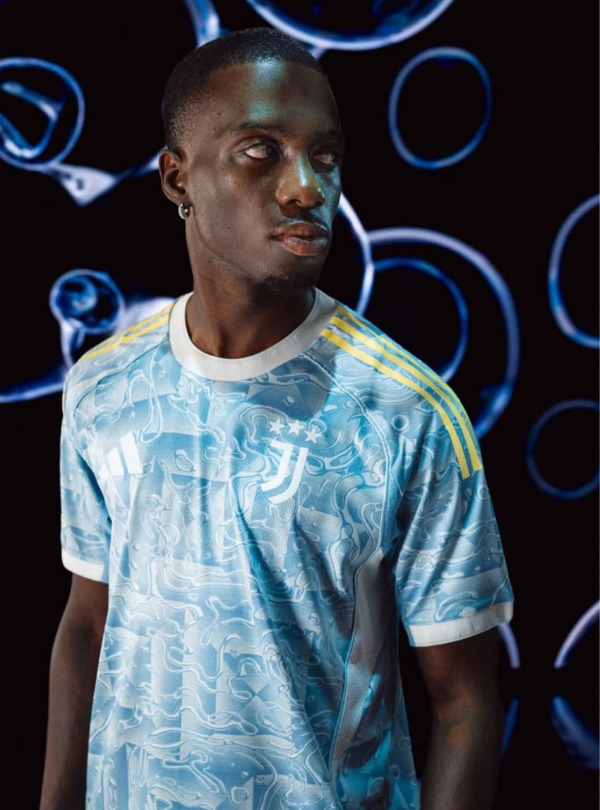 Novo uniforme alternativo da Juventus