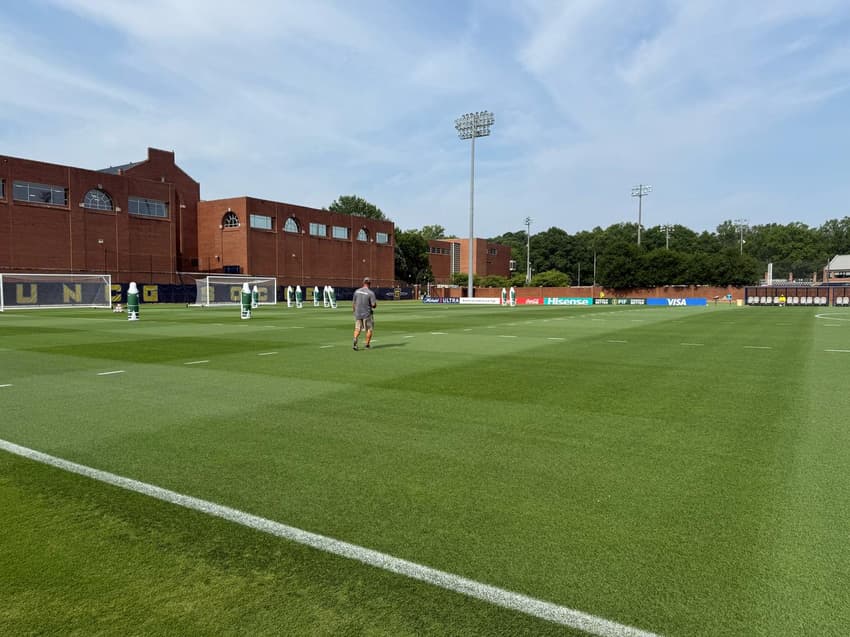 Campo - Univesidade Carolina do Norte Greensboro