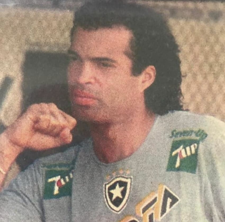 Gonçalves foi o capitão do Botafogo campeão brasileiro de 1995