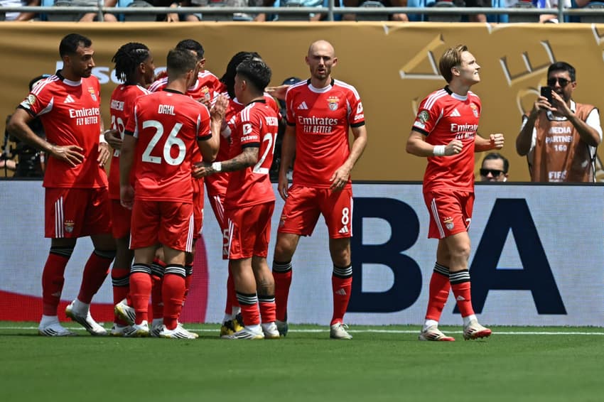 FBL-WC-CLUB-2025-MATCH38-BENFICA-BAYERN