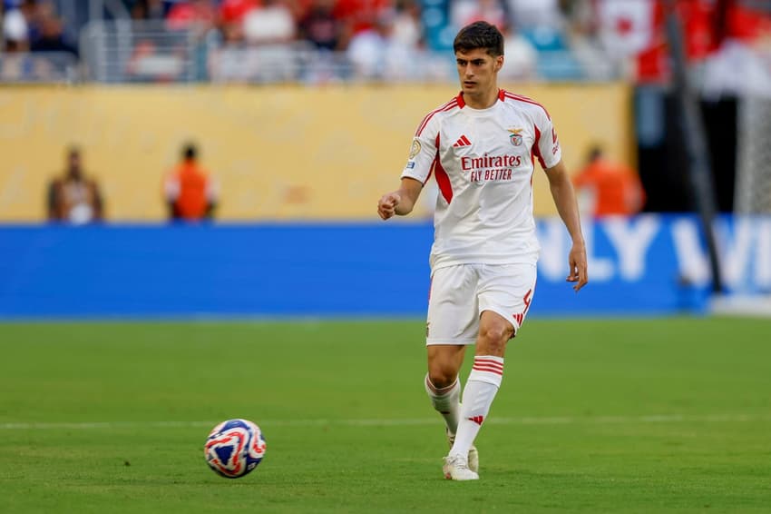 António Silva é uma das opções para o Liverpool (Foto: Chris Arjoon/Icon Sportswire)