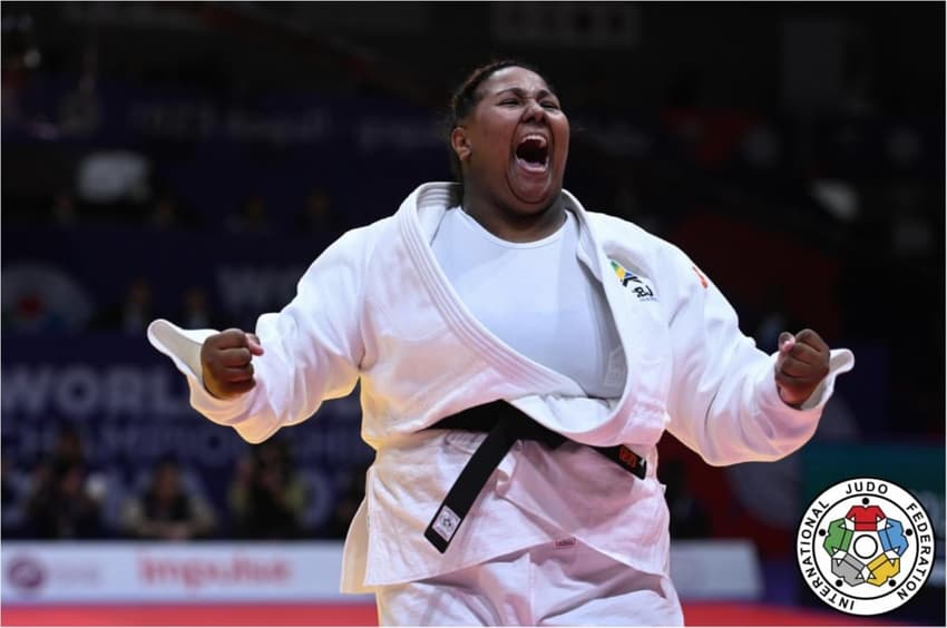 Campeã olímpica soma três medalhas em mundiais