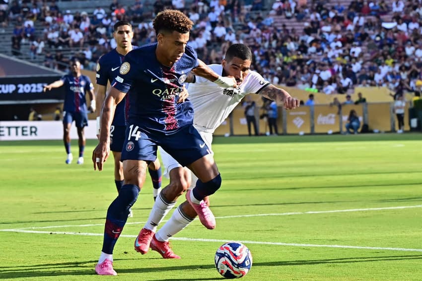 Désiré Doué no jogo do PSG contra o Botafogo pelo Mundial de Clubes