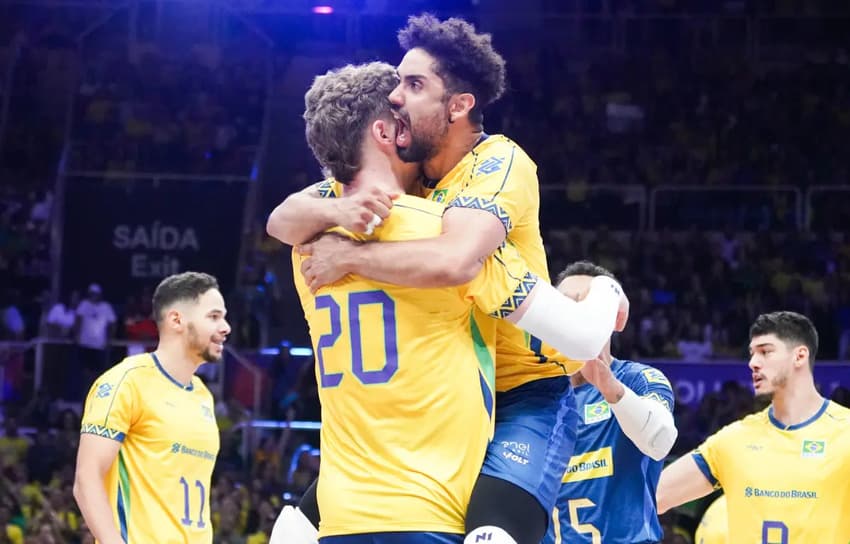Brasil enfrentando a Eslovênia pela VNL 2025 no Maracanãzinho (Foto: Mauricio Val/FV Imagem/CBV)