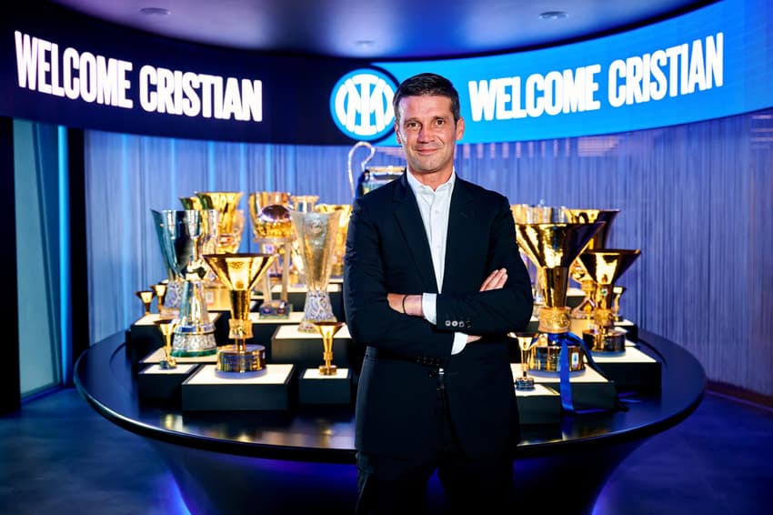 Cristian Chivu foi anunciado como novo treinador da Inter de Milão e comandará a equipe no Mundial de Clubes (Foto: Reprodução/Inter de Milão)