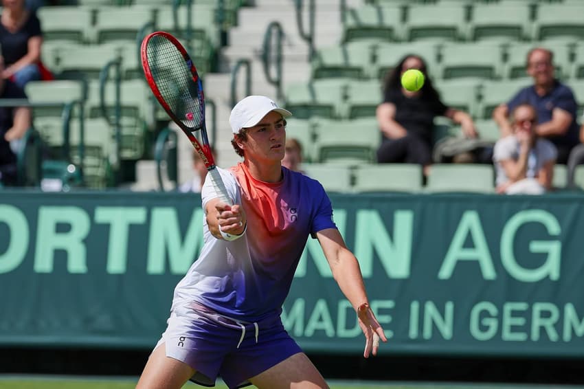 João Fonseca no ATP de Halle, em 2024 (Divulgação)