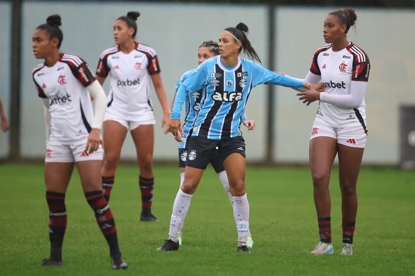 Grêmio e Flamengo empataram pelo Brasileirão feminino. (Foto: Staff Images/ CBF)