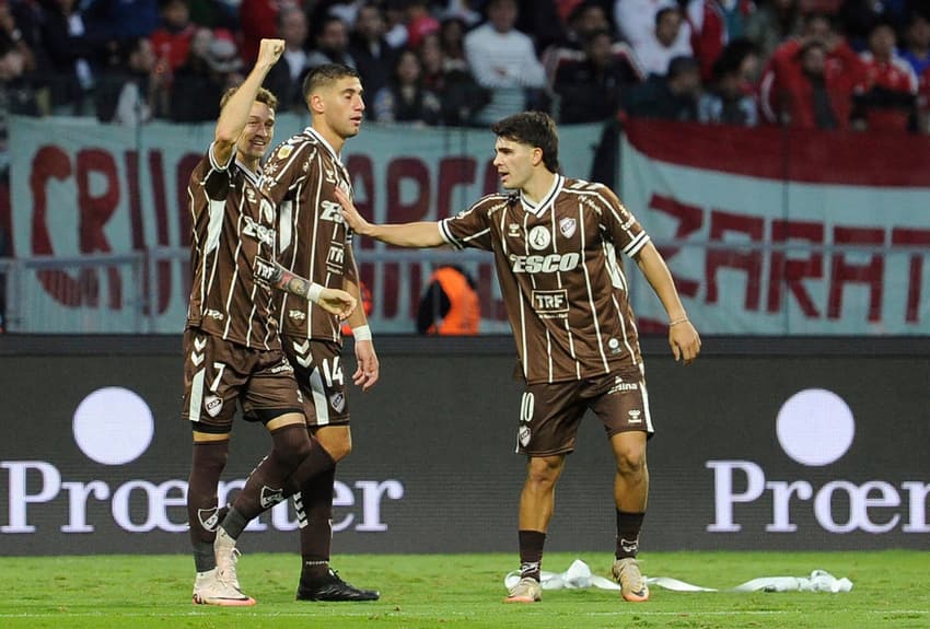 Platense x Huracán - Guido Mainero