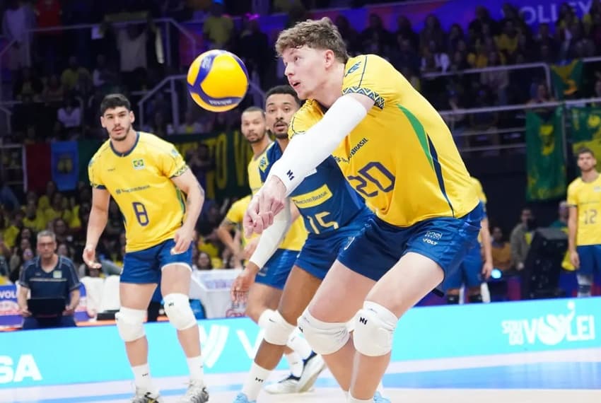 Brasil enfrentou a Ucrânia, neste sábado (14), pela VNL (Foto: Divulgação/CBV)