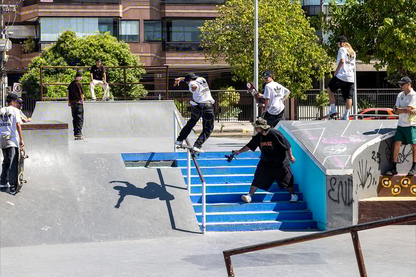 Atletas de skate treinando para Pan-Americano Junior (Foto: Julio Detefon / CBSk)