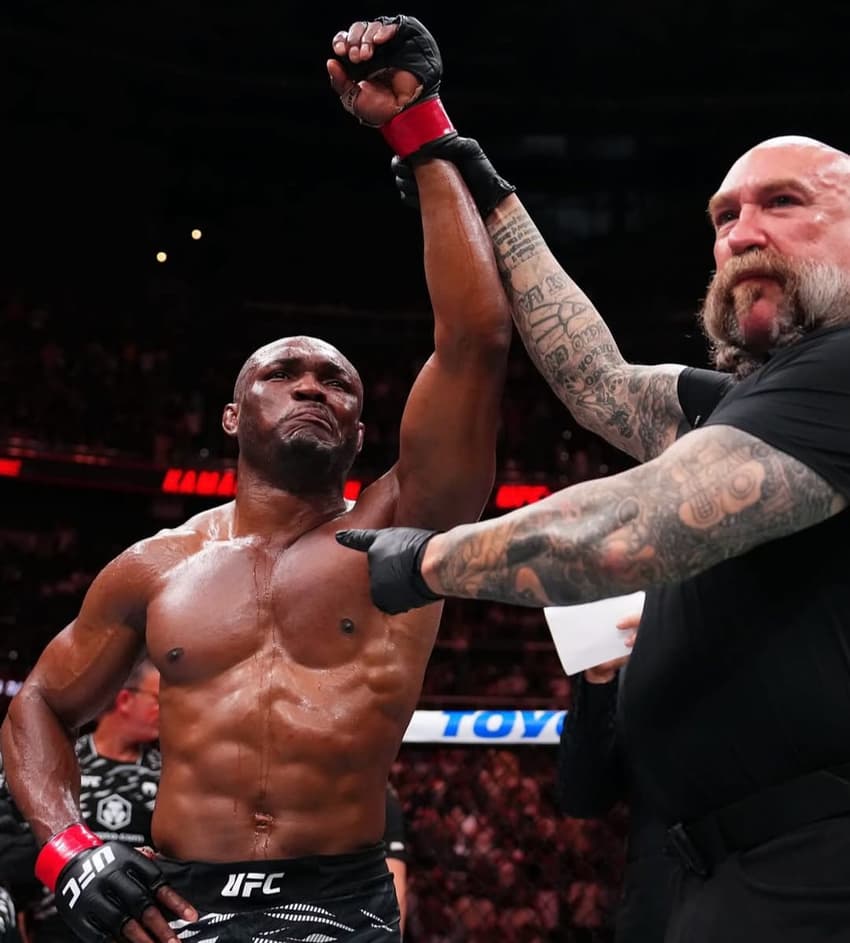 Kamaru Usman vem de vitória no UFC (Foto: Divulgação/UFC)