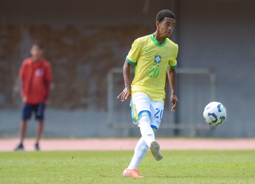 Davi Fraga em ação contra o Jacobina, pela Copa 2 de Julho (Foto: Jhony Pinho / Staff Images / CBF)