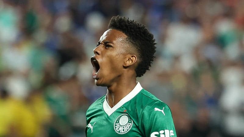 Estêvão. atacante do Palmeiras