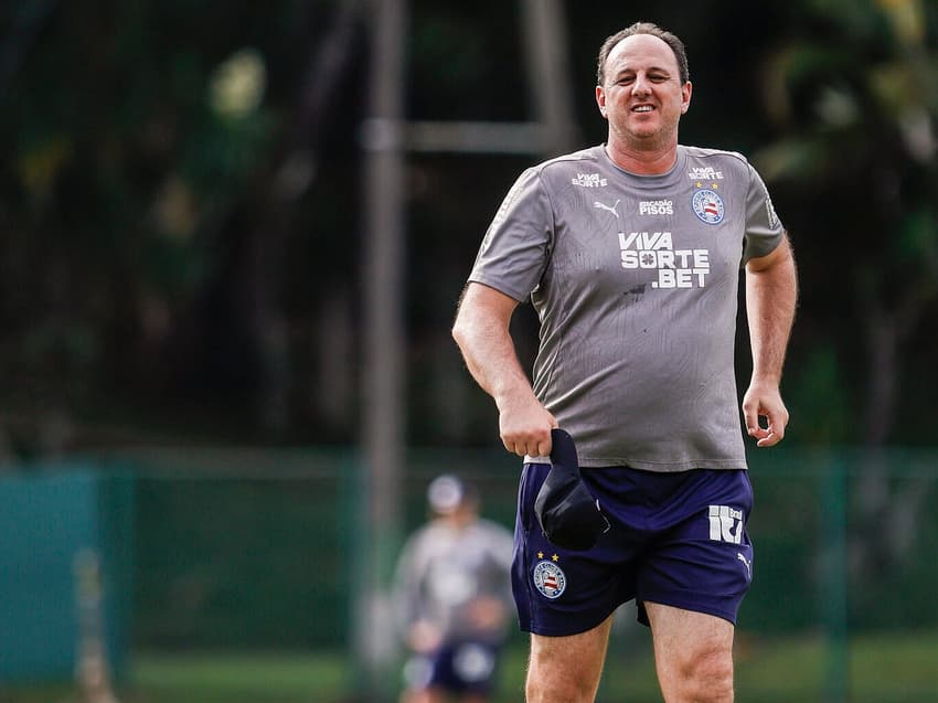 Rogério Ceni comanda treino do Bahia na Colômbia (Foto: Rafael Rodrigues / EC Bahia)