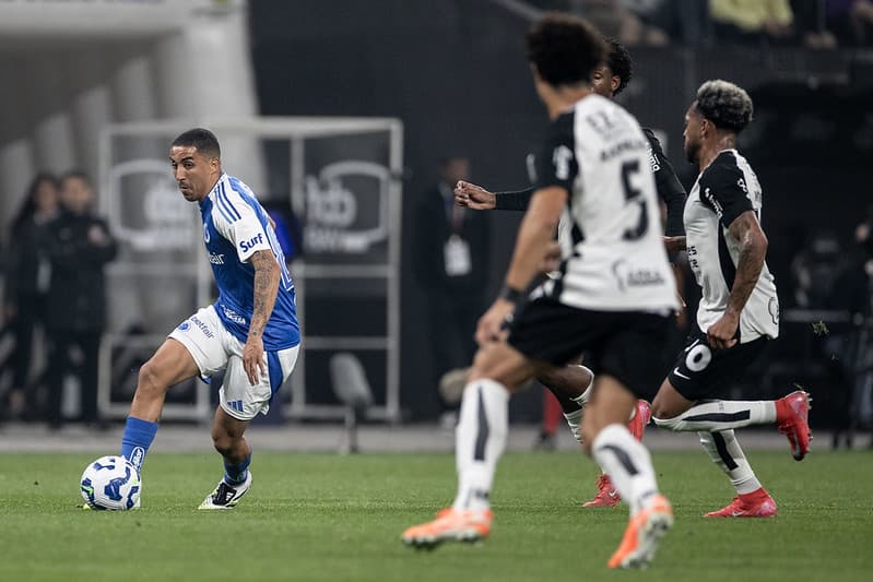 Volante Christian, do Cruzeiro (Foto: Marco Galvão/Cruzeiro)