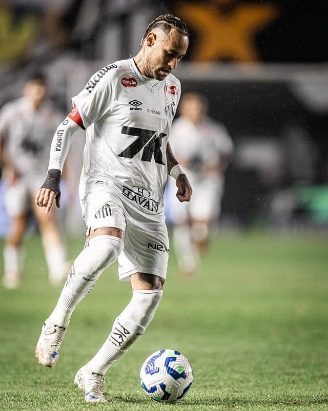 Neymar atuou em 17 partidas em 2025 pelo Santos. (Foto: Raul Baretta/ Santos FC)