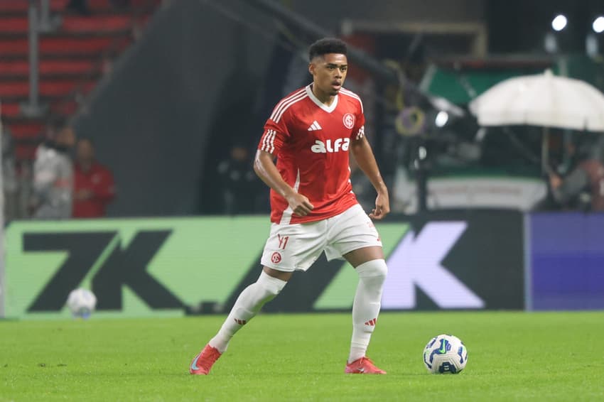 Vitor Gabriel - Internacional