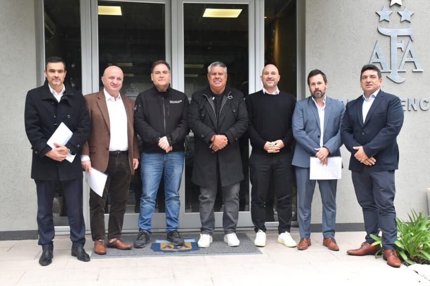 Reunião sela volta de torcidas visitantes no Campeonato Argentino